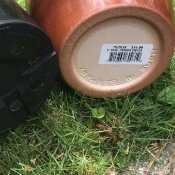 Brown flowers pot - Picture 6 of 7